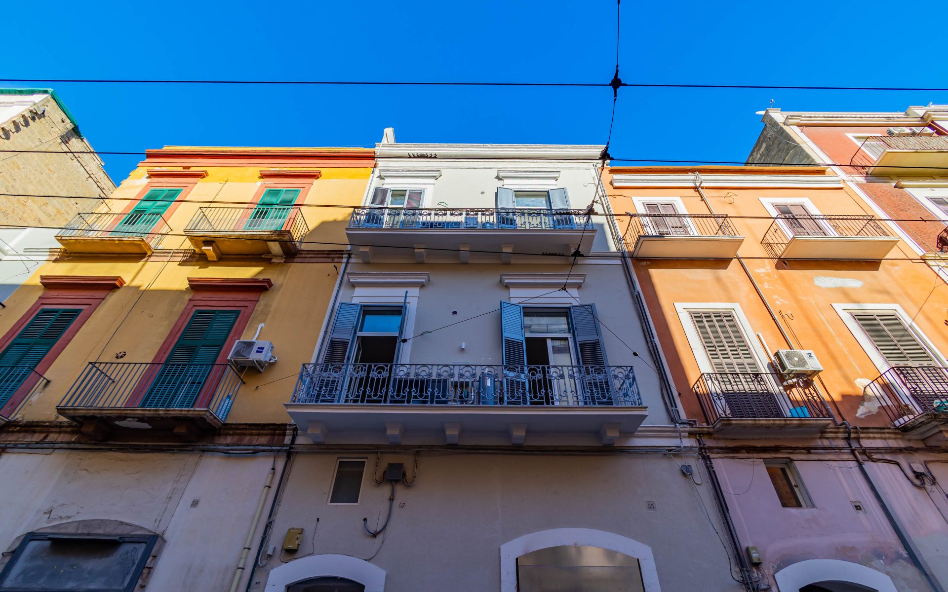 Via Napoli 57